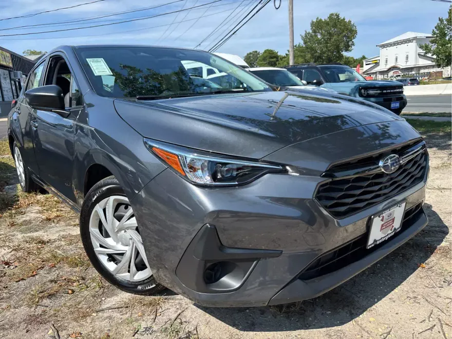 2024 Subaru Impreza Base photo 1
