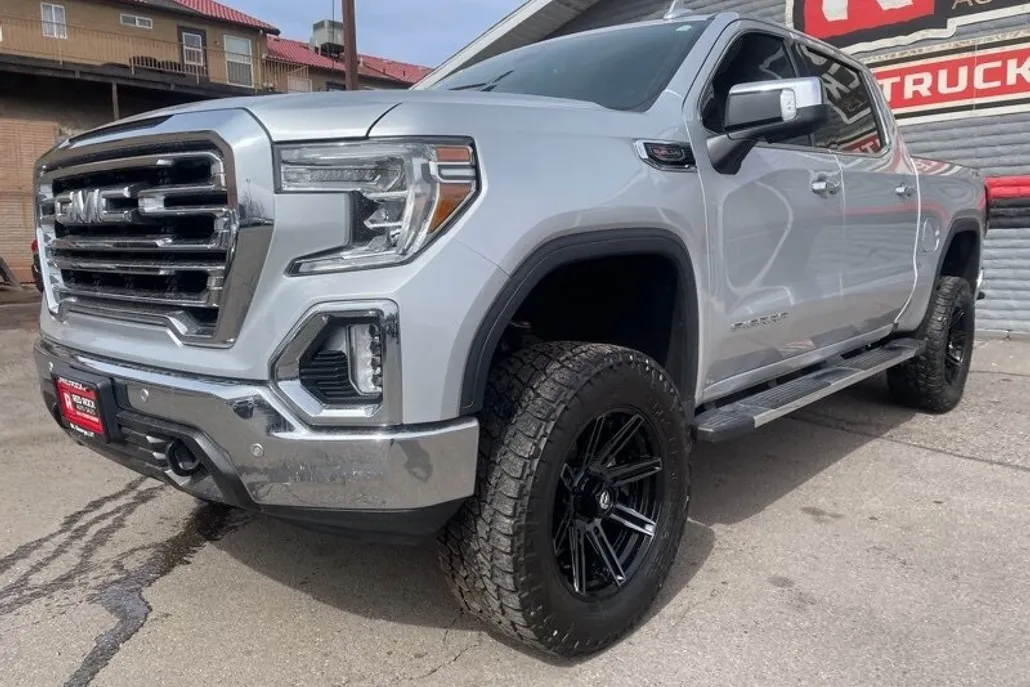 2020 Gmc Sierra 1500 SLT photo 1