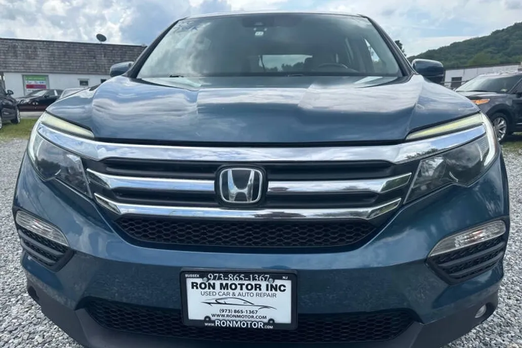 2016 Honda Pilot EX-L photo 1