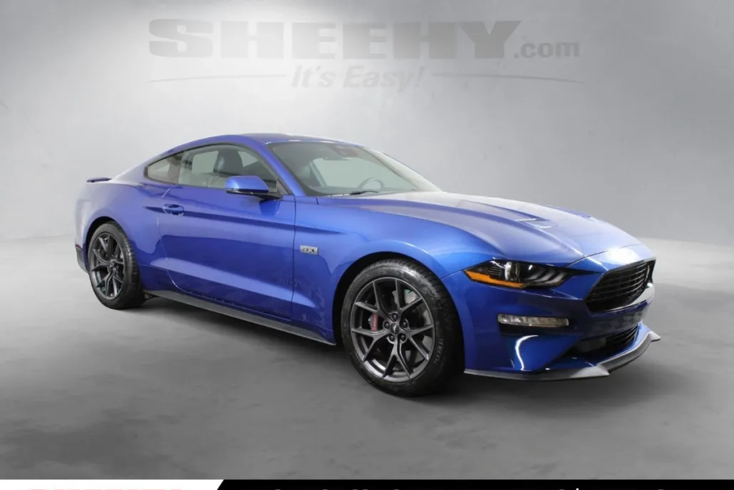 2022 Ford Mustang EcoBoost Premium photo 1