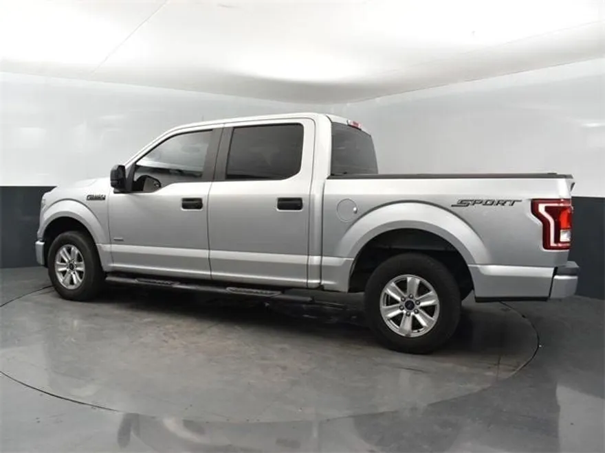 2016 Ford F-150 XL photo 1