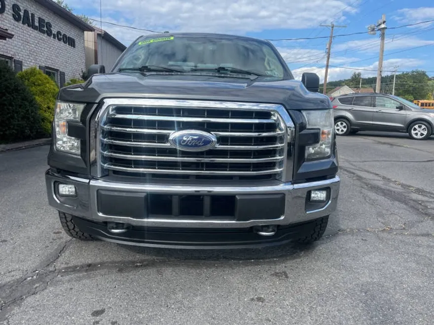 2015 Ford F-150 XLT photo 1