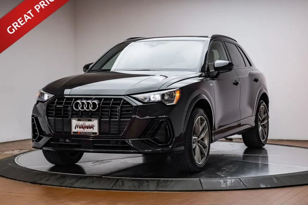 2022 Audi Q3 S line Premium photo 1