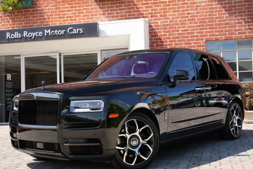 2022 Rolls Royce Cullinan Black Badge photo 1