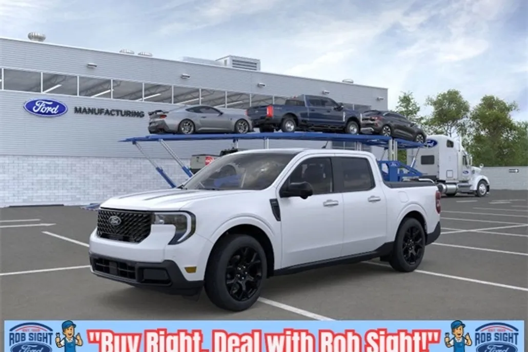2025 Ford Maverick Lariat photo 1
