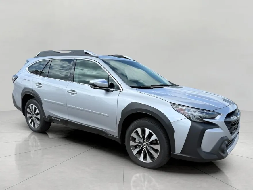 2025 Subaru Outback Touring XT photo 1