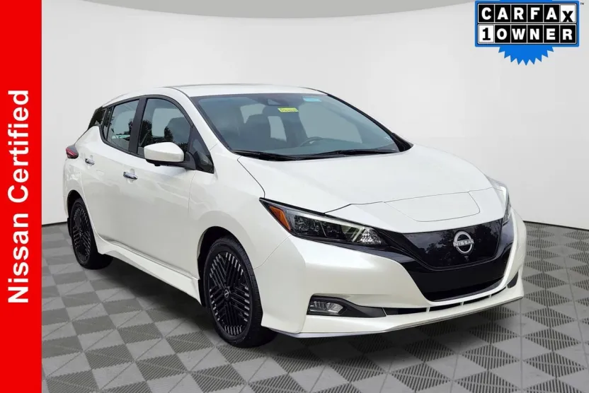 2024 Nissan Leaf SV Plus photo 1