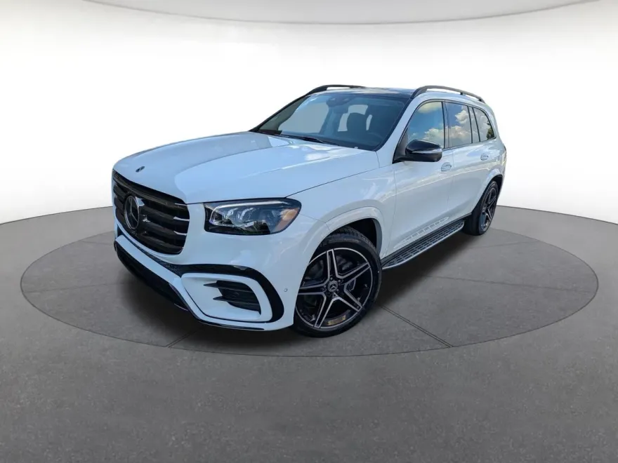 2026 Mercedes Benz GLS 450 4MATIC photo 1