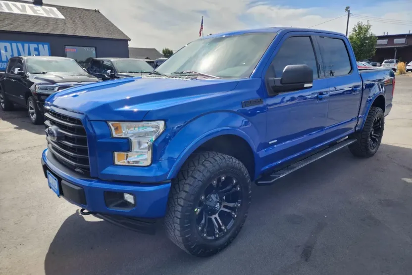 2017 Ford F-150 XLT photo 1