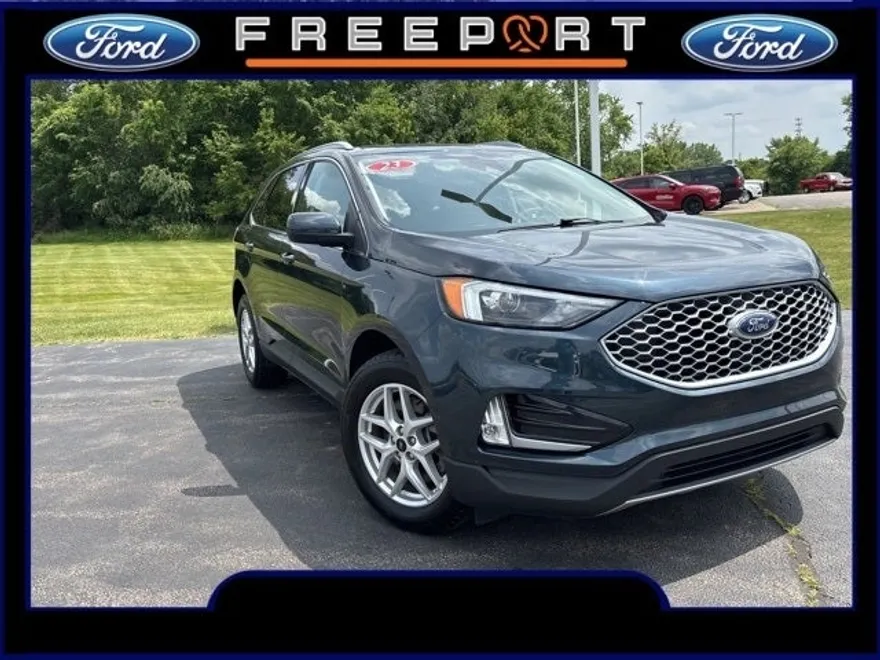 2023 Ford Edge SEL photo 1