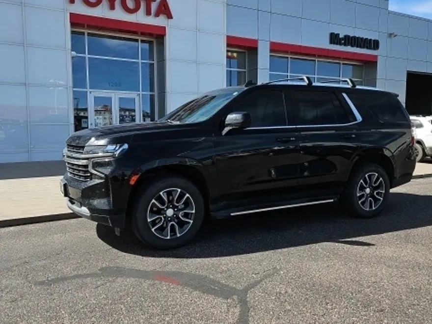 2021 Chevrolet Tahoe LT photo 1