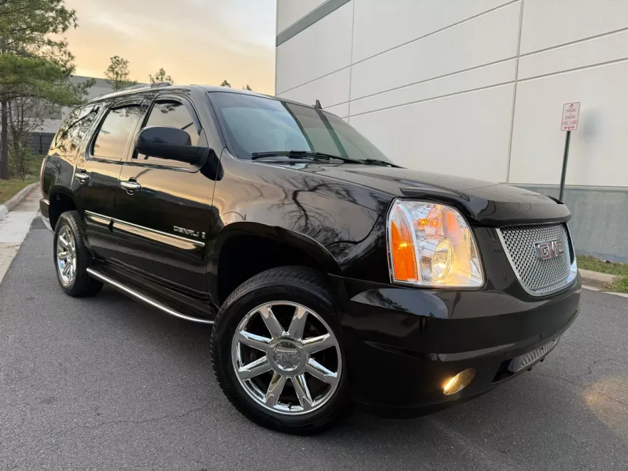 2007 Gmc Yukon Denali photo 1