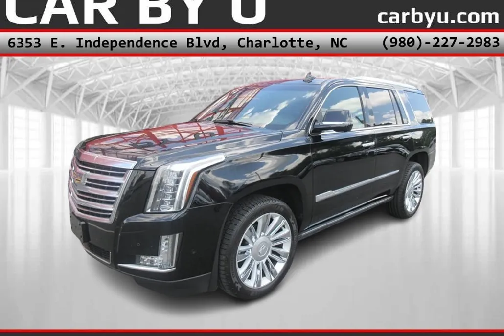 2017 Cadillac Escalade Platinum photo 1