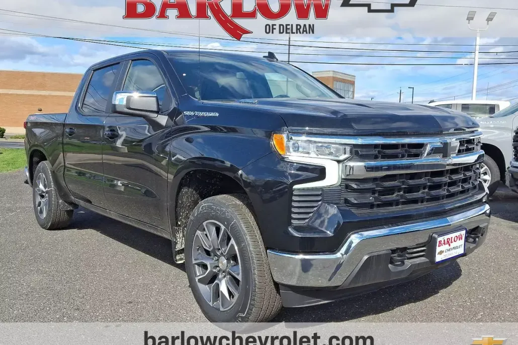 2025 Chevrolet Silverado 1500 LT photo 1