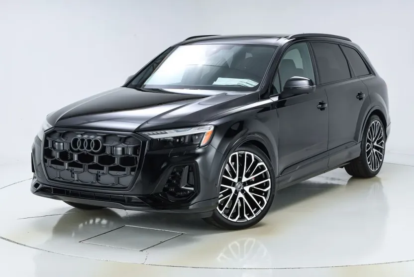 2025 Audi SQ7 Prestige photo 1