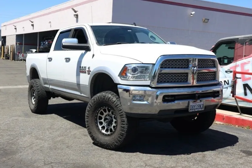 2016 Ram 2500 Laramie photo 1