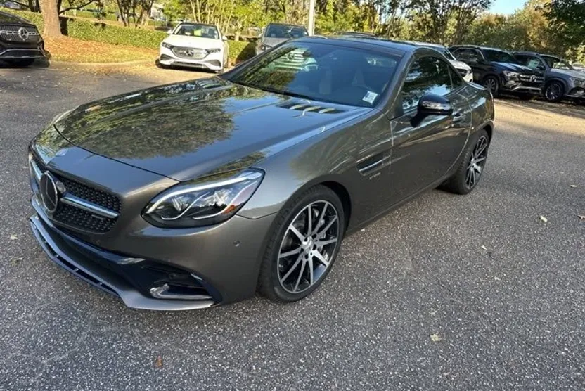 2017 Mercedes Benz SLC AMG 43 photo 1