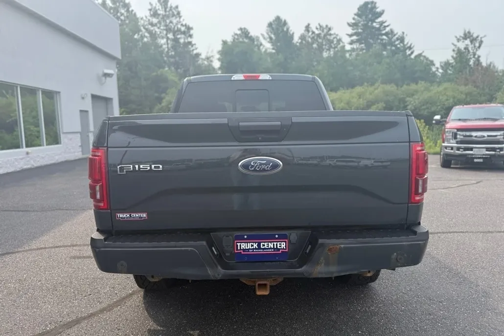 2017 Ford F-150 XLT photo 1
