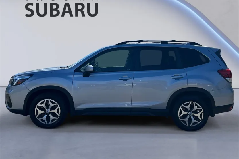 2020 Subaru Forester Premium photo 1