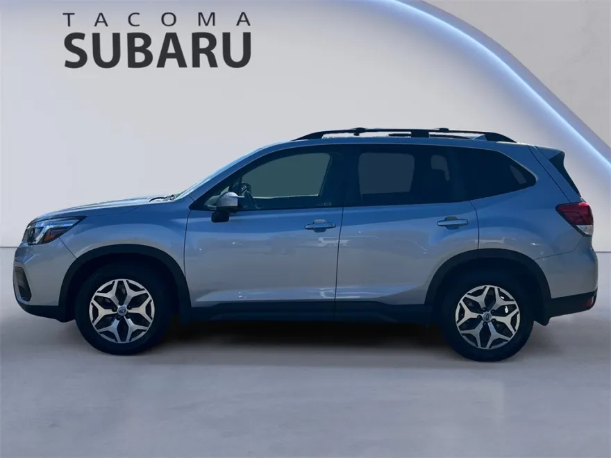 2020 Subaru Forester Premium photo 1
