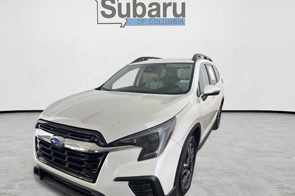 2023 Subaru Ascent Limited photo 1