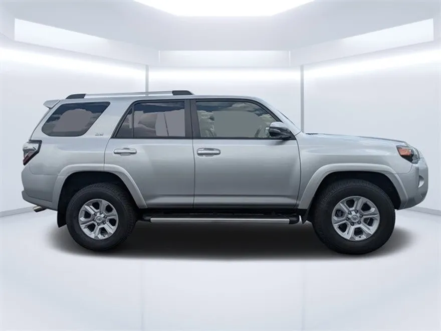 2020 Toyota 4Runner Limited photo 1