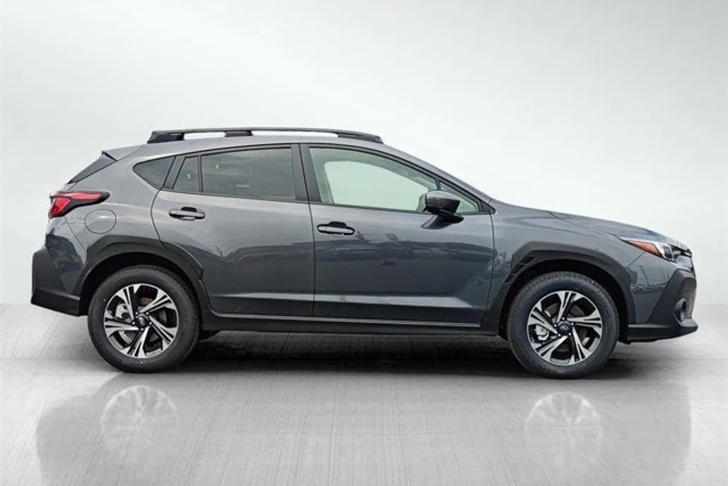 2025 Subaru Crosstrek Premium photo 1