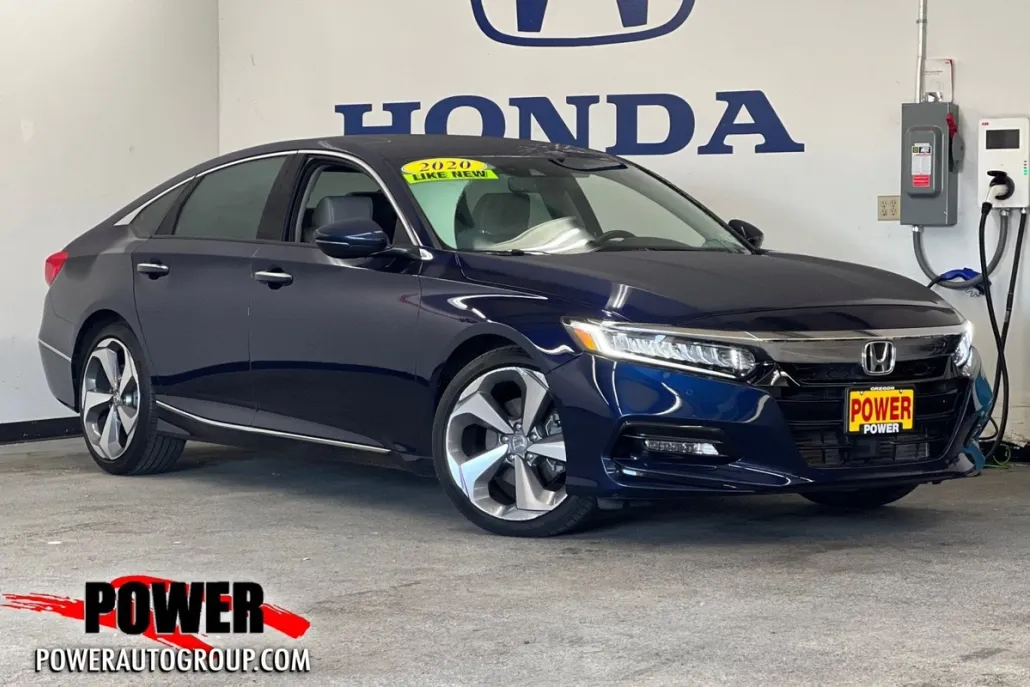 2020 Honda Accord Touring 2.0T photo 1
