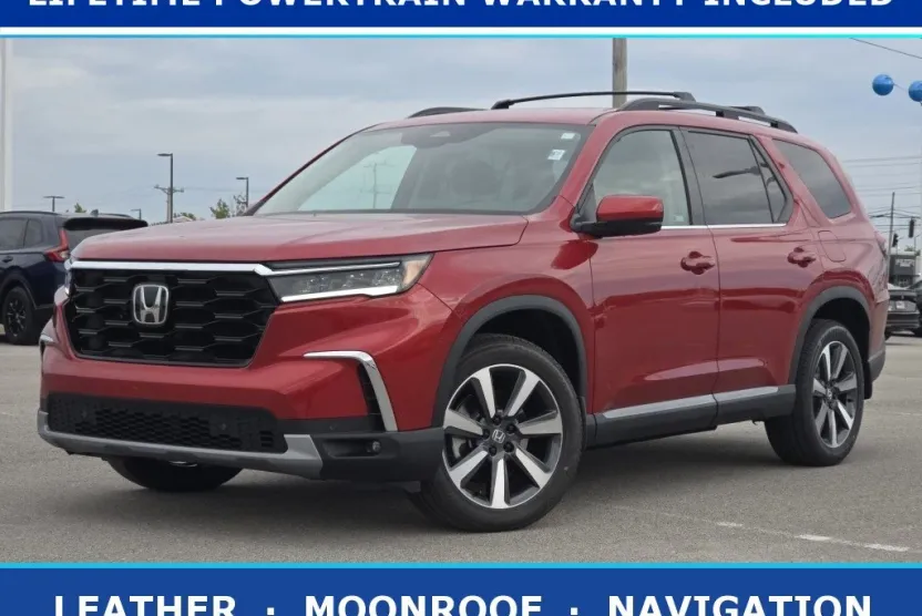 2025 Honda Pilot Touring photo 1