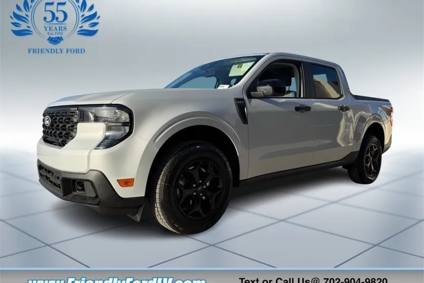 2025 Ford Maverick XLT photo 1