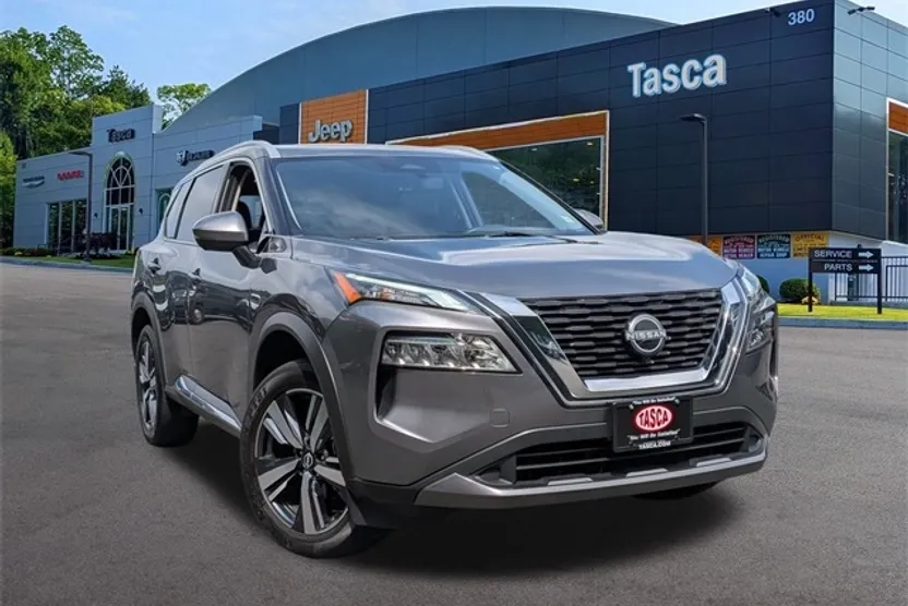 2023 Nissan Rogue SL photo 1