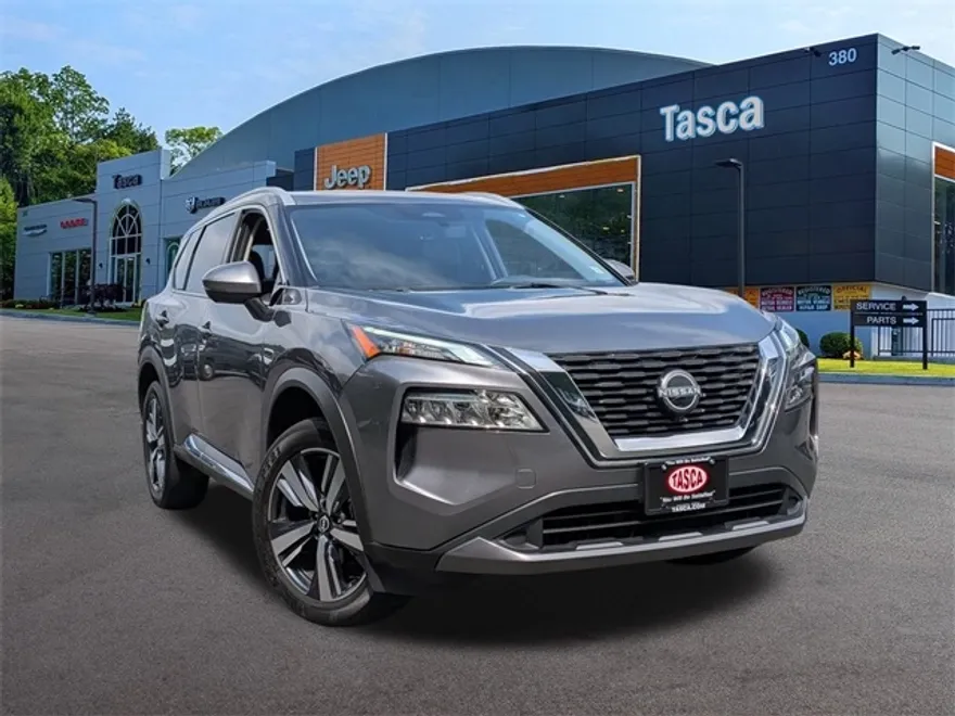 2023 Nissan Rogue SL photo 1