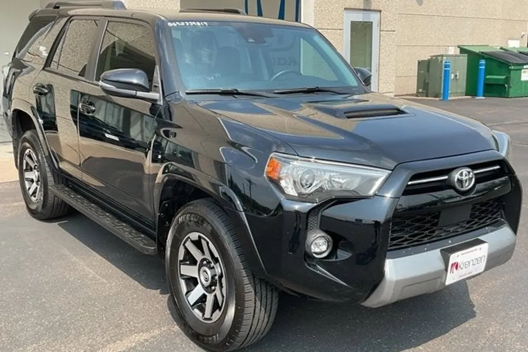 2021 Toyota 4Runner TRD Premium photo 1