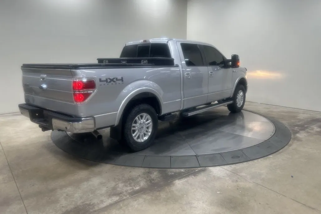 2013 Ford F-150 Lariat photo 1