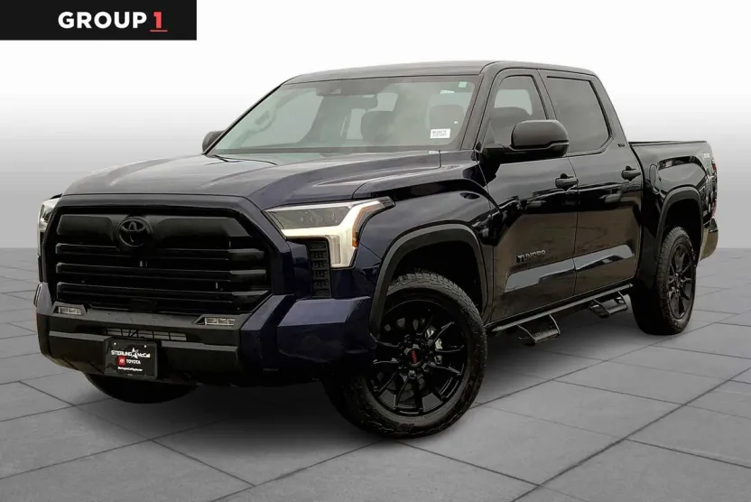 2022 Toyota Tundra SR5 photo 1