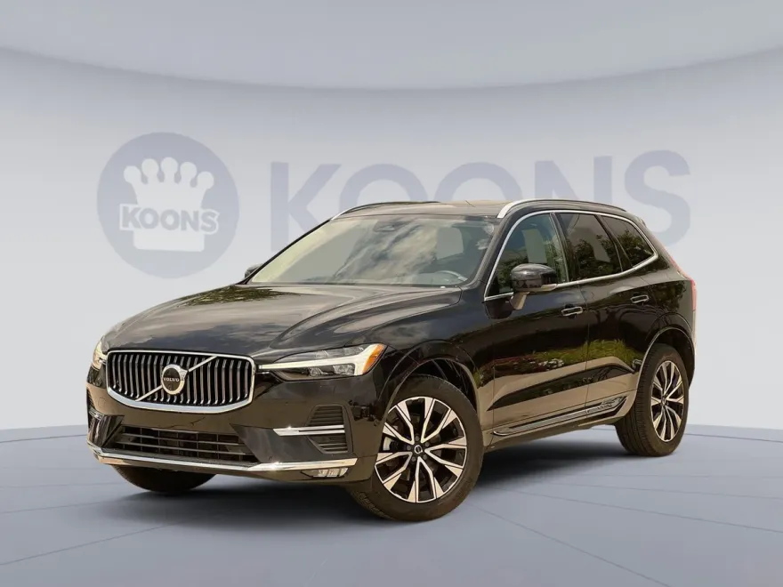 2023 Volvo XC60 B5 Plus photo 1