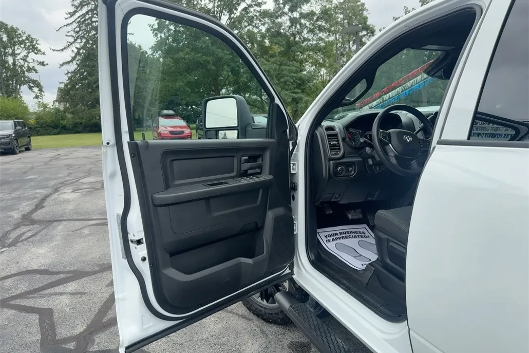 2026 Ram 2500 Tradesman photo 1