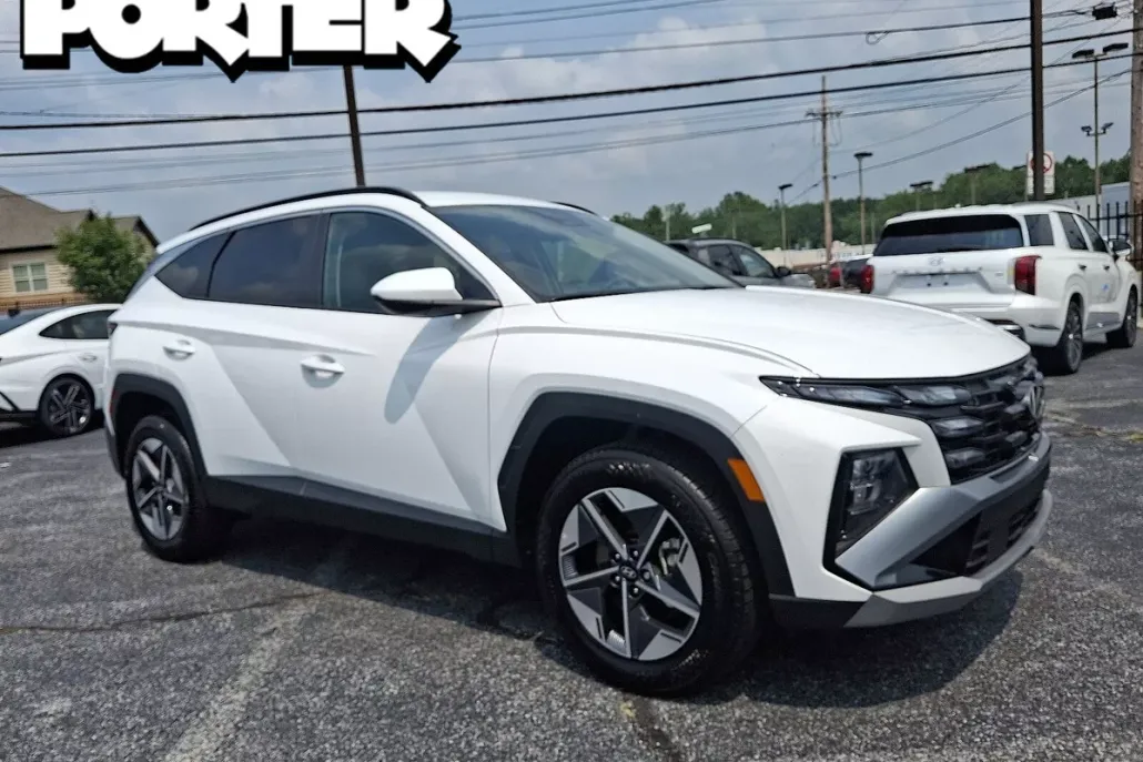 2025 Hyundai Tucson SEL photo 1