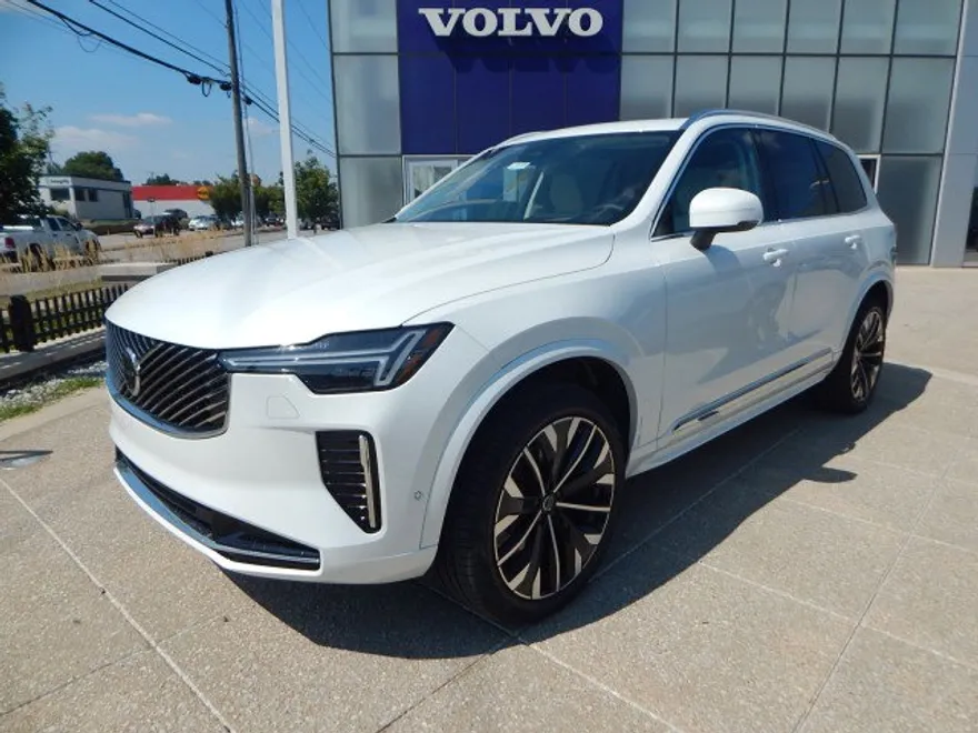 2026 Volvo XC90 photo 1