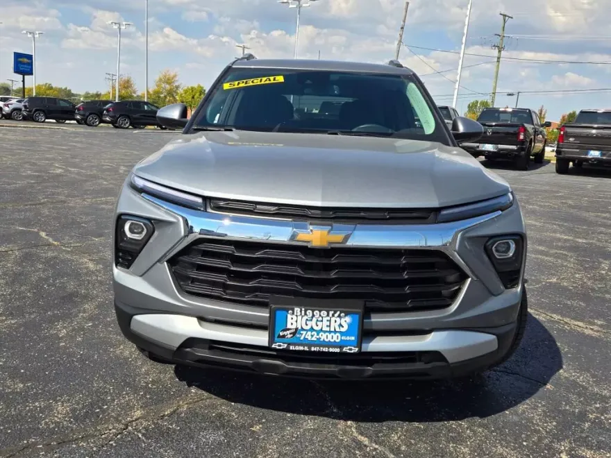 2025 Chevrolet Trailblazer LT photo 1