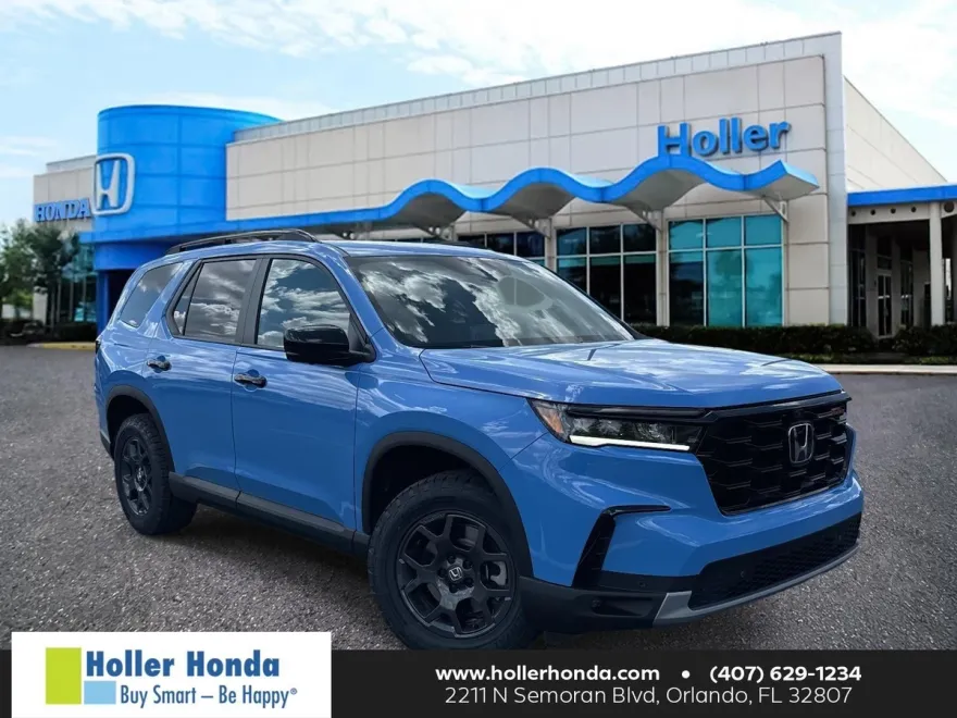 2025 Honda Pilot TrailSport photo 1