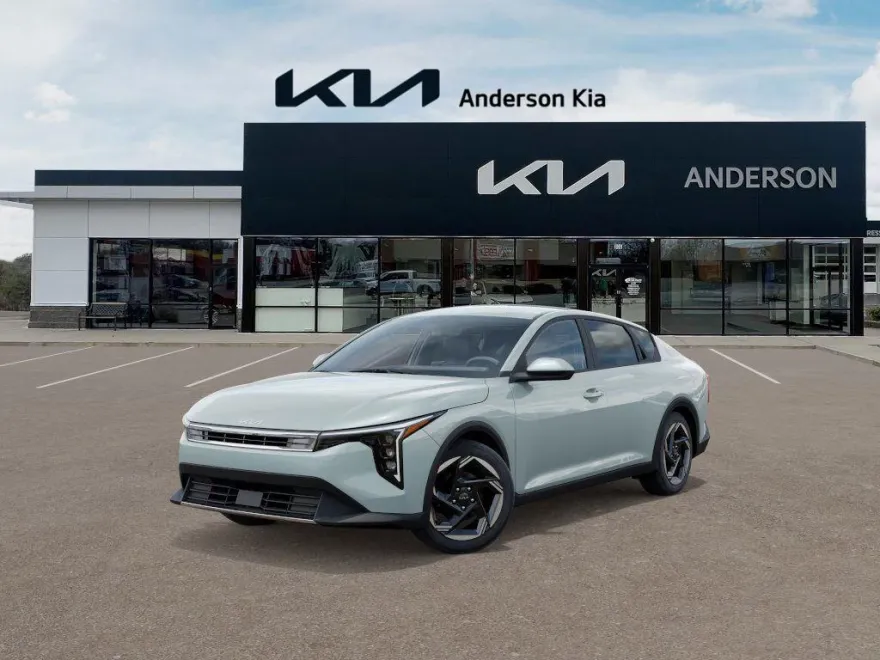 2025 Kia K4 EX photo 1