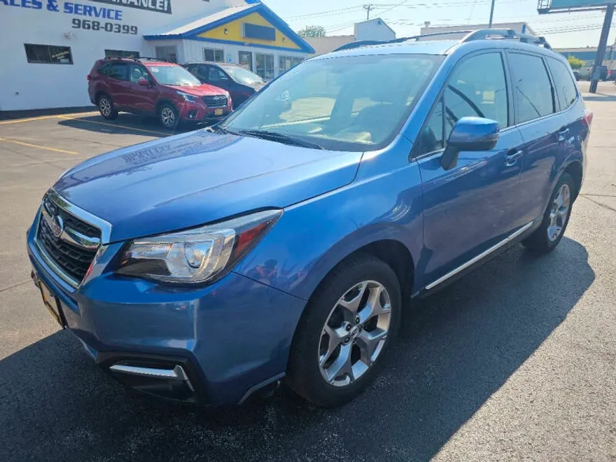 2018 Subaru Forester 2.5i Touring photo 1