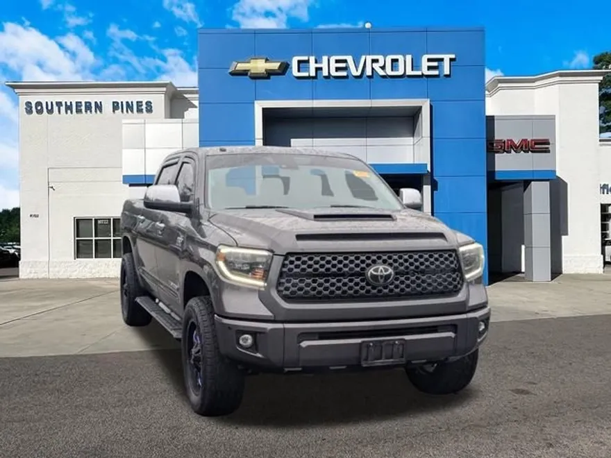 2019 Toyota Tundra SR5 CrewMax photo 1
