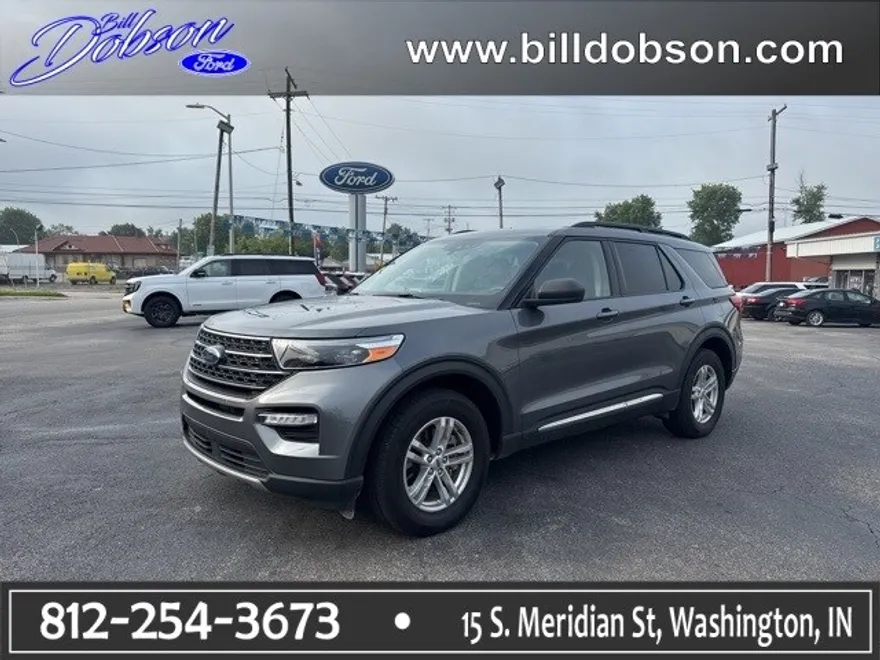 2022 Ford Explorer XLT photo 1