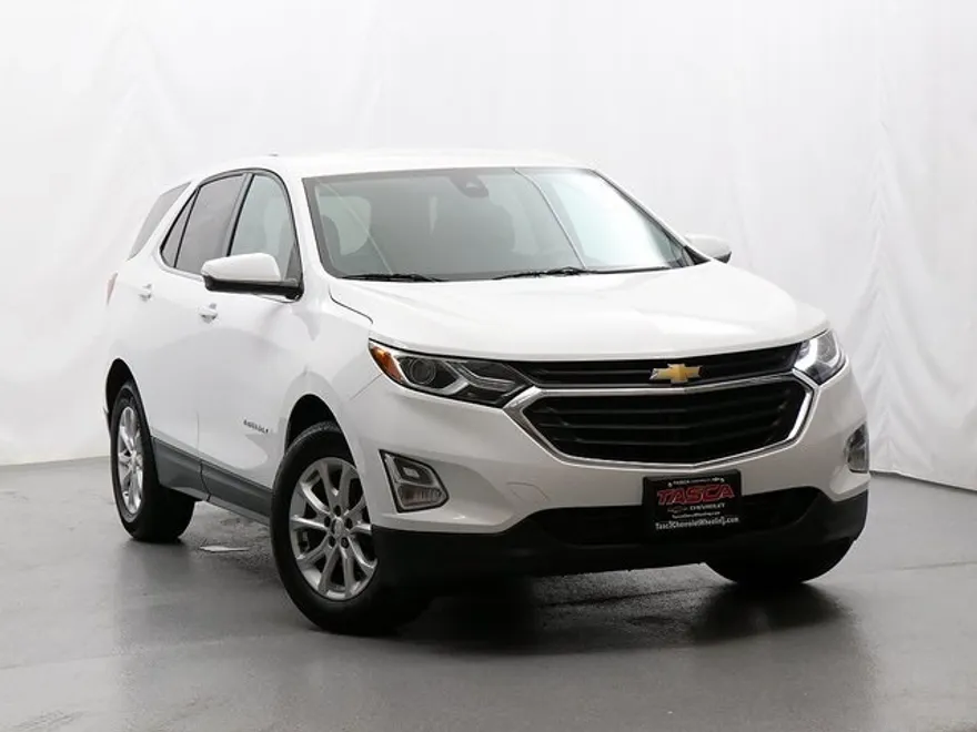 2019 Chevrolet Equinox LT photo 1