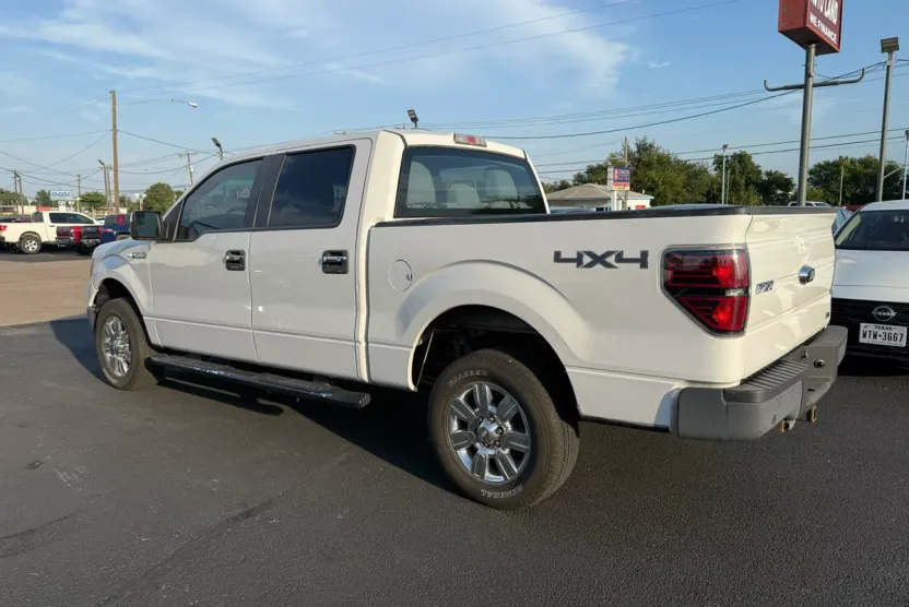 2012 Ford F-150 XLT photo 1