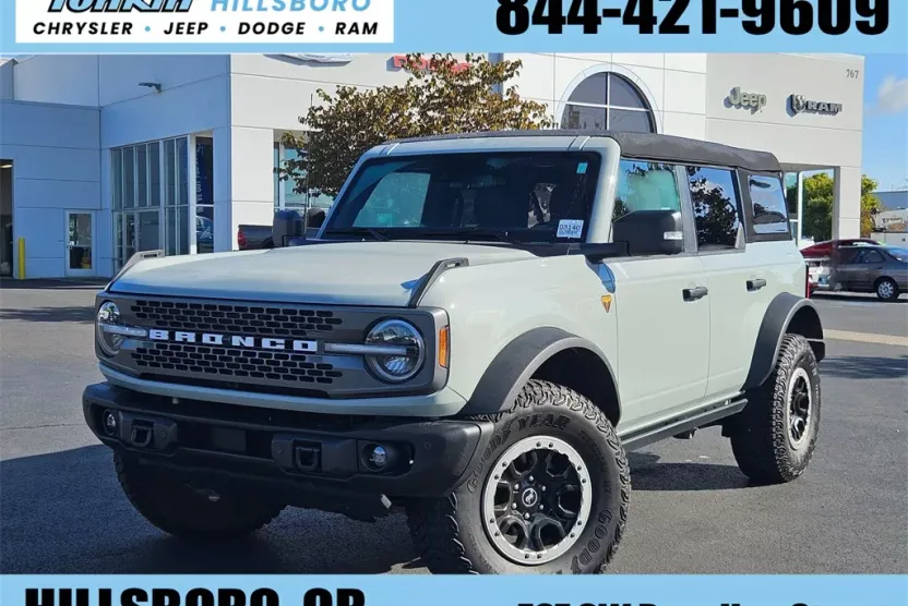 2023 Ford Bronco Badlands photo 1
