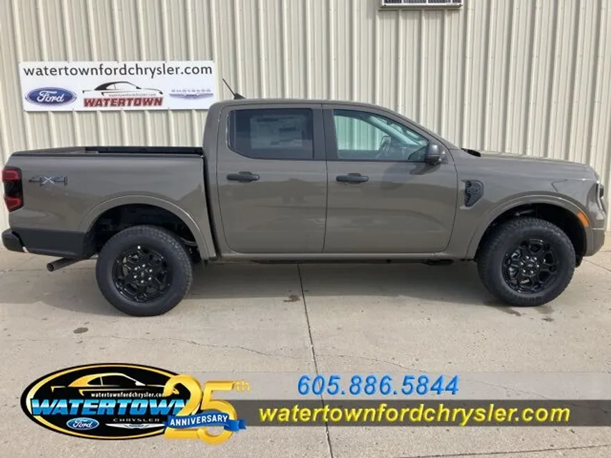 2025 Ford Maverick Lariat photo 16
