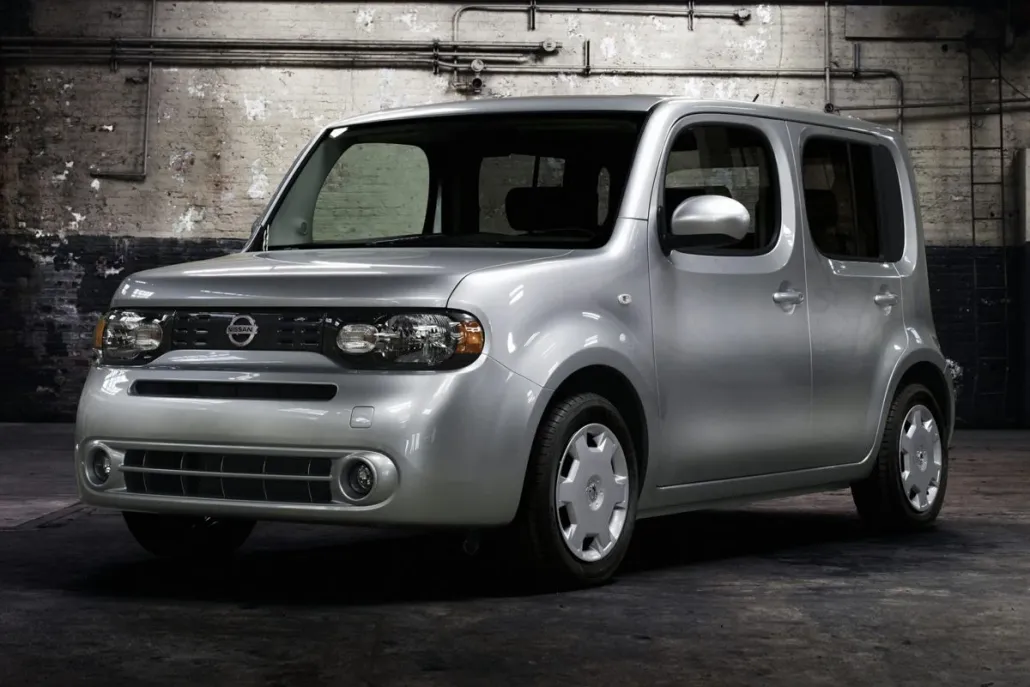 2009 Nissan Cube S photo 1
